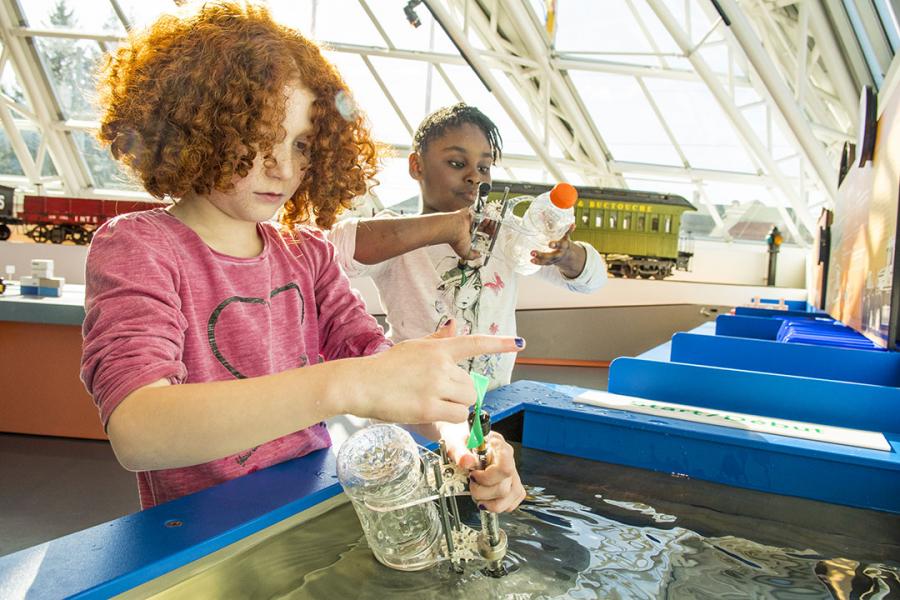 Learning science tricks at Resurgo Place