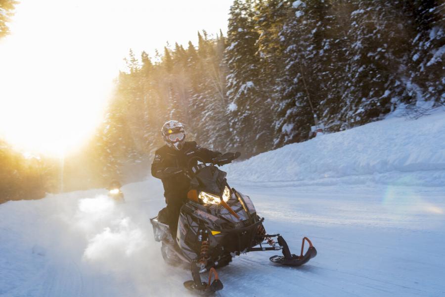 Sledding through the Northern Odyssey trails that run through Chaleur