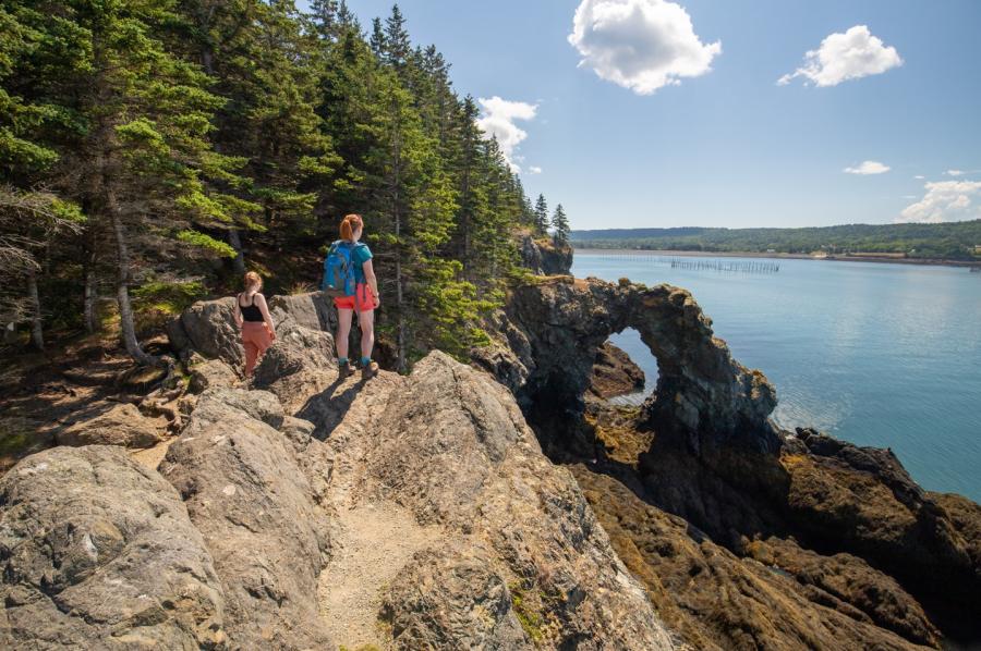 Hole-in-the-Wall Grand Manan Hiking NB James Donald 2024