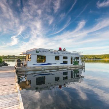 Lakeway Houseboat Vacations