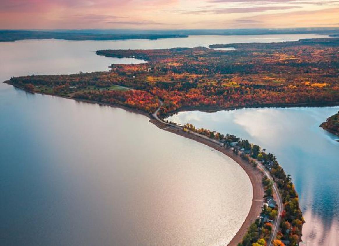 Route 690 in the fall, Princess Park, Grand Lake